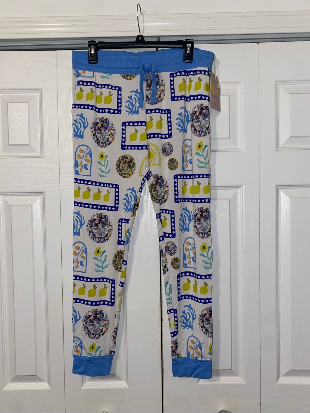 Bomb Party Jewel Candy Joggers Capri Citrus Medium M